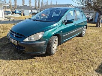 Peugeot 307 1.6i - benzín, má tažné