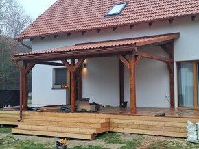 Dřevěná pergola 5,5 x 4,3 m