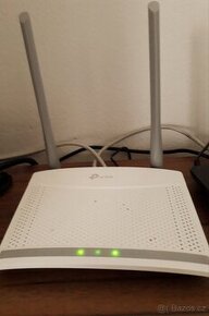 Router wifi TP-Link TL-WR820N (300 Mbps)