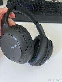 Sony Noise Cancelling WH-CH710N, černá