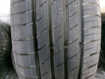 205/55 R17 GOODYEAR (Stav nových) č.13769 - 1