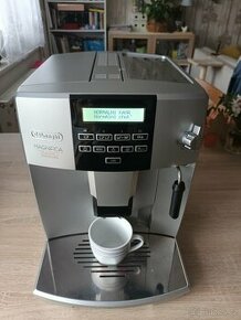 Delonghi Magnifica - automatický kávovar