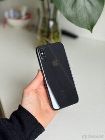 iPhone X, 64 GB, výborný stav