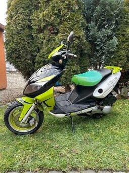 Scooter JMSTAR 125cc, 6,6 KW, pojízdný, platná TK