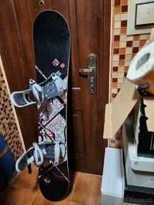 Prodám úplně nový snowboard TRANS 146cm dlouhý. - 1