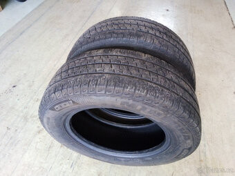 celoroční pneu 215/65R 16C