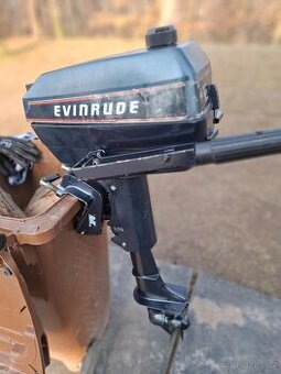 Evinrude 4 HP 2 t ve výborném stavu