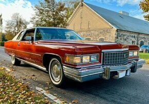 1976 Cadillac Coupe Deville