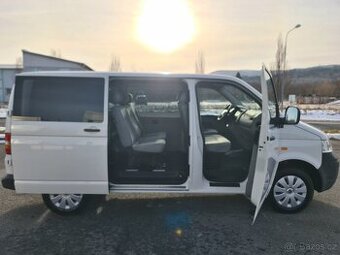 VW TRANSPORTER T5 1.9 TDi 77-KW 9-MÍST KLIMA SERVISKA 219TKM