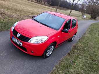 Dacia Sandero 1.4i 55kW, RV 2008, 1. majitel, Servo, Nové CZ