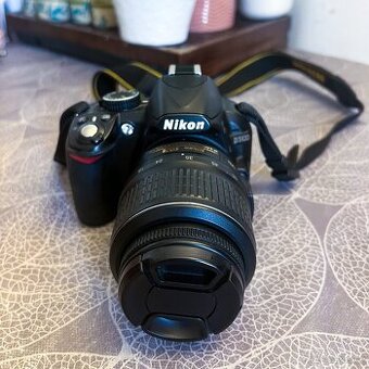 Nikon D3100 + 18-55 VR - 1