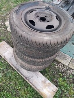 Zimní pneu 165/70 R13