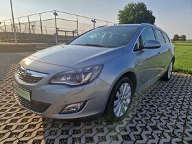 Opel Astra, 1.4 Turbo 88 kW Innovation, xenony, málo KM