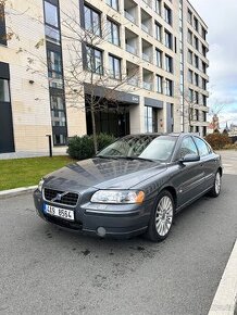 Volvo S60 2.5T benzin 154kw