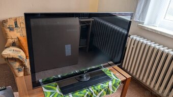 LCD televize LG 42SL8500, 107 cm, 200 Hz - 1