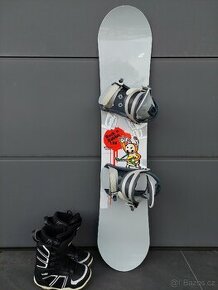 Snowboard CRAZY CREEK, 110 cm + boty GRAVITY