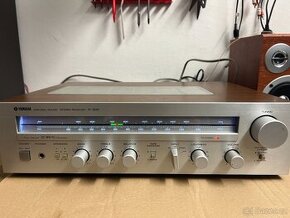 YAMAHA VINTAGE RECEIVER R-300