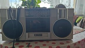 Stříbrný retro boombox Hitachi TRK-6801E bez antény - 1