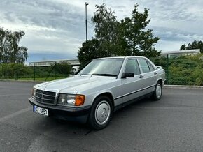 Mercedes Benz 190 E , 2.0 veterán bez koroze - 1