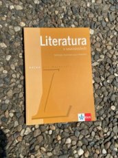 Literatura v souvislostech