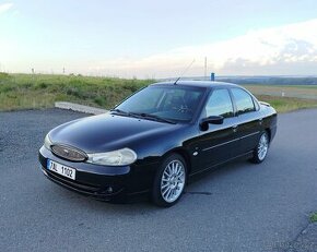 Ford Mondeo 2.5 V6 ST200