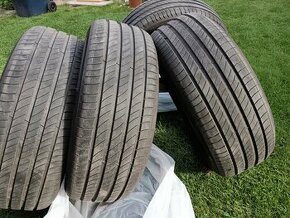 Pneu Michelin 225/55 R18 primacy 102 V