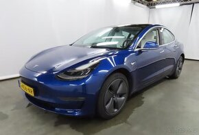 Tesla model 3 Long Range 79 kWh – Modrá/Bílá