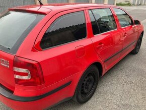 VÝBORNÝ DĚLNÍK OCTAVIA 2 COMBI 1.9TDi PD 105 PS orig bez DPF