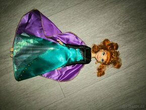 Zpívajíci Elsa barbie