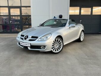 •Mercedes-Benz SLK 200 KOMPRESOR A/T, Bi-XENON, TEMPOMAT•