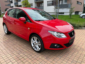 Nádherný Seat Ibiza 1.2 TSi, 2012, 1.maj, po servise. 77kW - 1