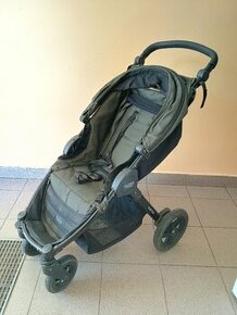 Kočárek Britax B-Motion + korbička