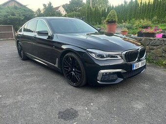 BMW 740i - 1