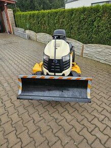 Profesní traktůrek Cub Cadet Mtd - 1