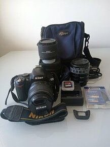 Nikon D40 + objektiv 18-55 + konvertor + makrokroužky