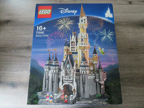 LEGO 71040 Disney Castle - 1