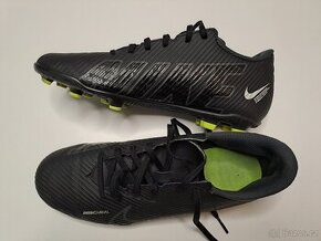 Kopačky NIKE MERCURIAL VAPOR 15 - vel. 40,5