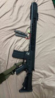 Airsoft zbraň m4