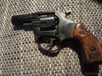 Poplašný revolver Röhm RG 76