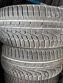 Hankook 245/45 R19 zimní