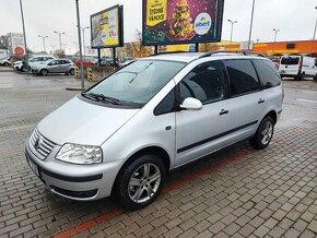 VOLKSWAGEN SHARAN 2.0 TDI NAVIGACE, TEMPOMAT