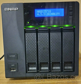 QNAP TS-419P II 4-BAY + 4x 3TB HDD Seagate - 1