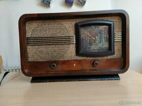 Rádio PHILIPS 516A