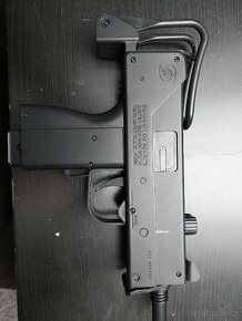 Airsoft zbraň Uzi - 1