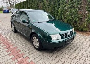 Volkswagen Bora 1,6i SR klima Nová STK benzín - 1