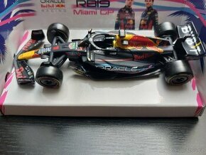 Red bull Racing RB19 Bburago Max Verstappen 1/43 Miami