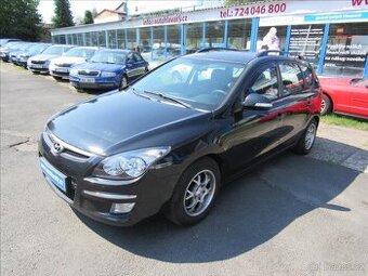 Hyundai i30 1.6 CRDi 85kW Style Combi