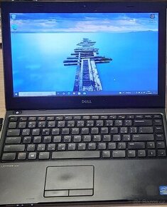 Dell Latitude 3330