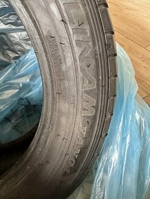 Pneumatiky 215/60 R17 Falken Linam Van 01