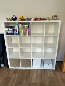 Obrázek k inzerátu: Zanovni Ikea Kallax